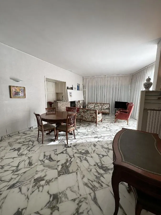 Vakantiehuis Le Rose Di Emma Villa Bordighera Italië