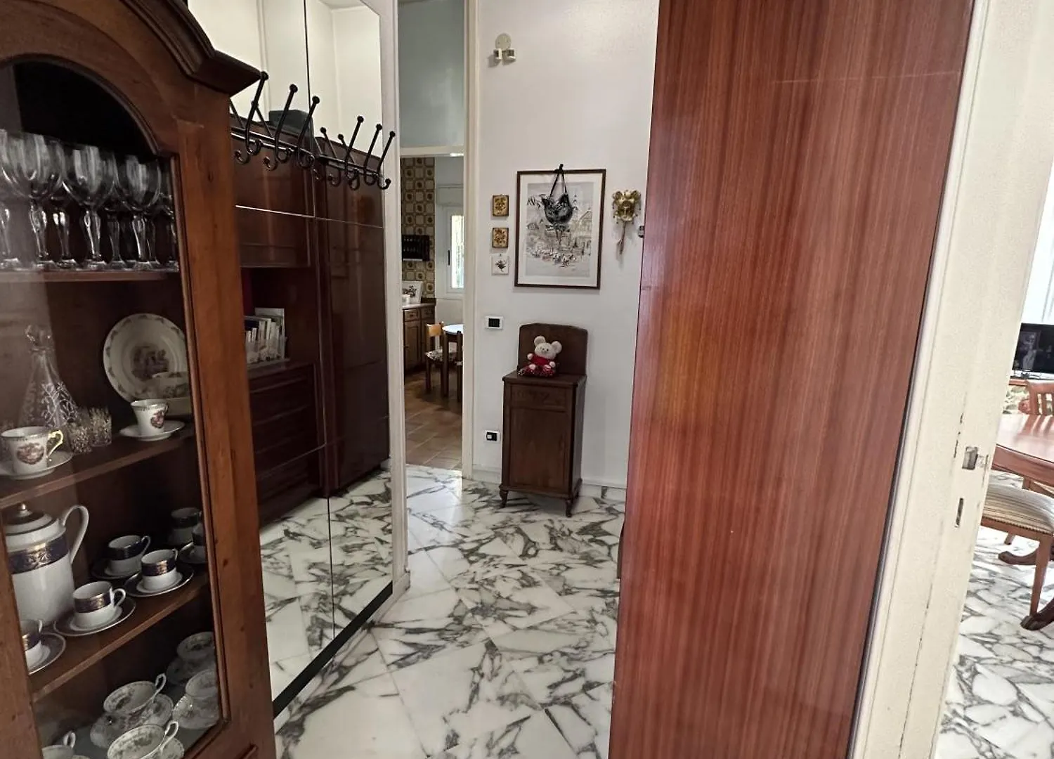 Le Rose Di Emma Villa Bordighera 0*,  Italië